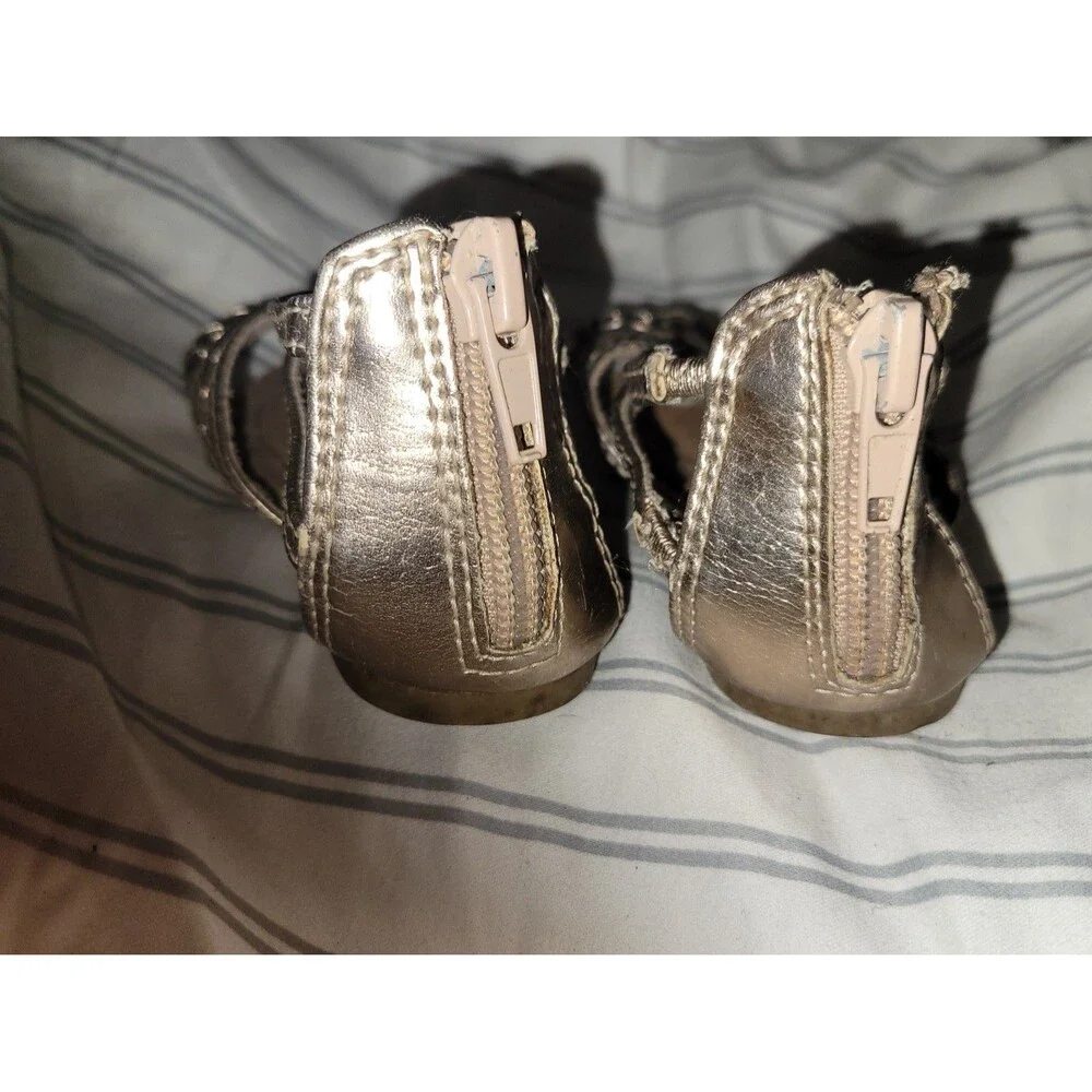 Wonder Nation sandals